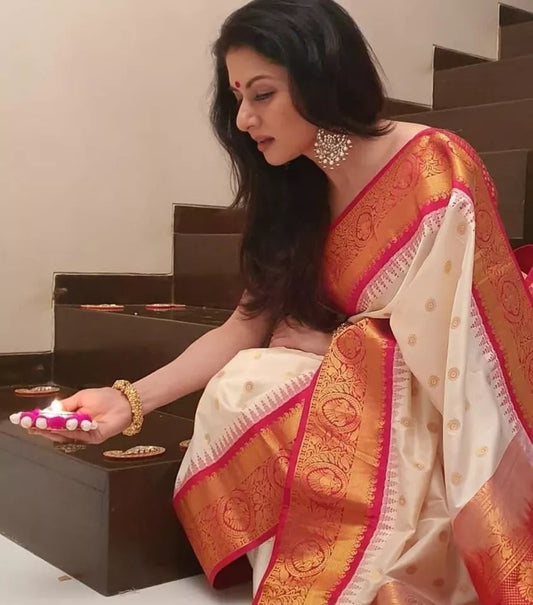 Classic Banarasi Soft Silk Saree With Blouse For Women's